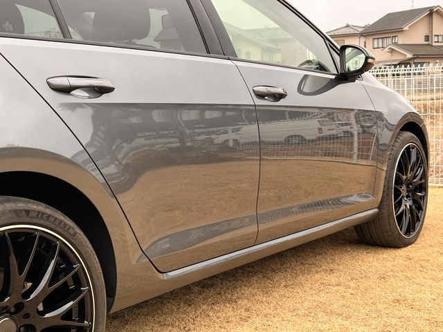 VOLKSWAGEN GOLF 0 Image 31