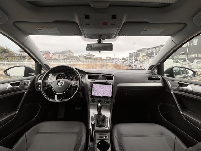 VOLKSWAGEN GOLF 0 Image 31