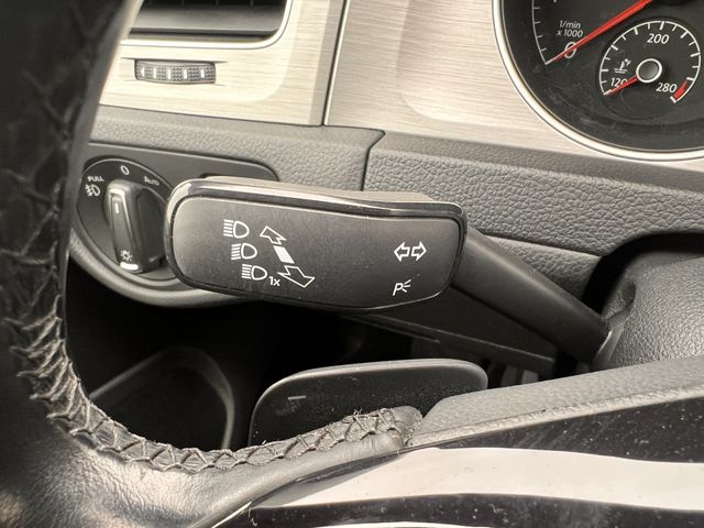 VOLKSWAGEN GOLF 0 Image 31