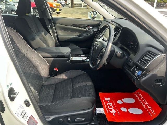 TOYOTA CROWN SEDAN HYBRID 2013 Image 31