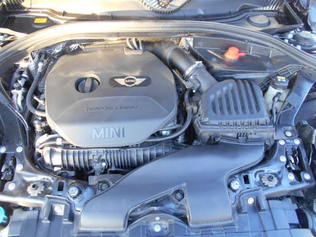 BMW MINI COOPER S CL 2016 Image 31