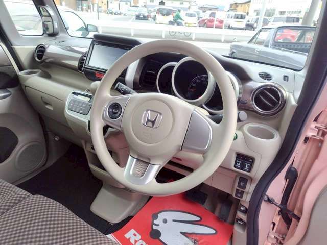 HONDA N BOX 2015 Image 31