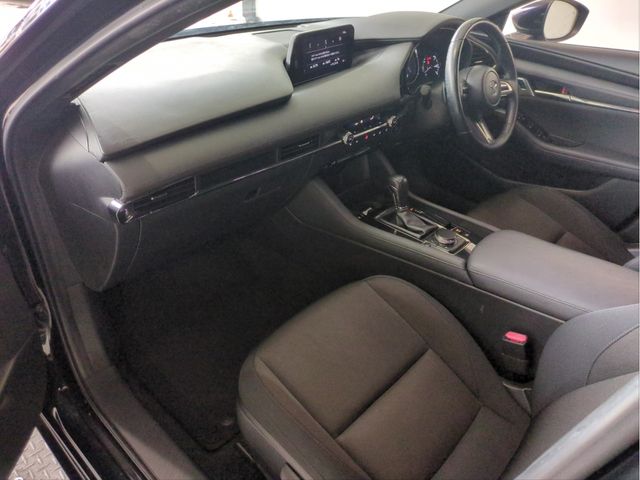 MAZDA 3 FASTBACK 2020 Image 31