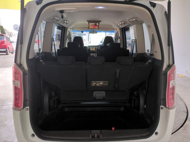 HONDA STEPWAGON 2012 Image 31