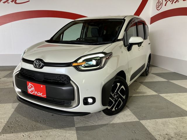 TOYOTA SIENTA HYBRID 2023 Image 31