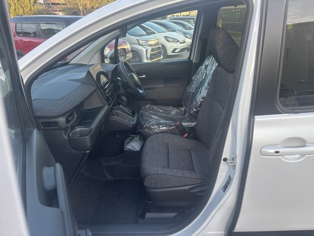 TOYOTA SIENTA HYBRID 2026 Image 31