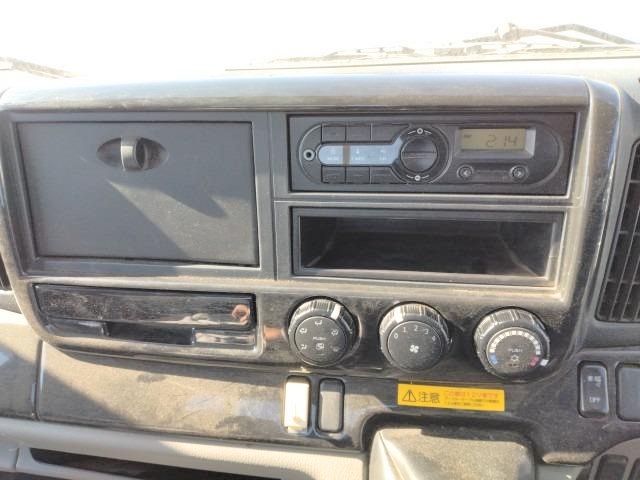 MITSUBISHI CANTER 2016 Image 31