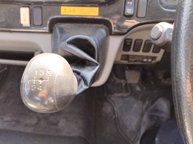 MITSUBISHI CANTER 2016 Image 31