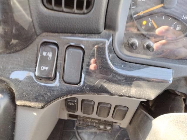 MITSUBISHI CANTER 2016 Image 31