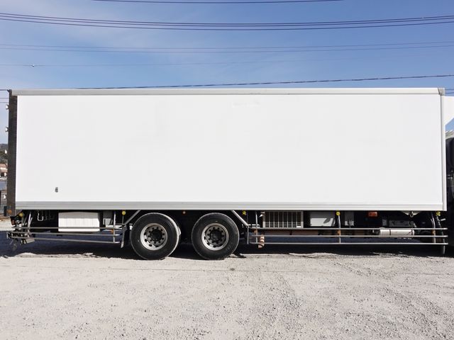 MITSUBISHI FUSOU SUPER GREAT 2016 Image 31