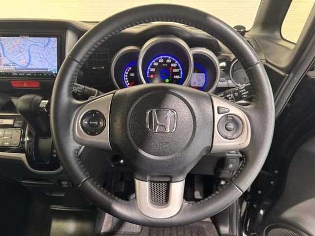 HONDA N BOX CUSTOM 2013 Image 31