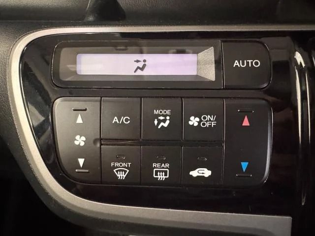 HONDA N BOX CUSTOM 2013 Image 31