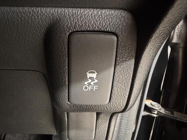 HONDA N BOX CUSTOM 2013 Image 31