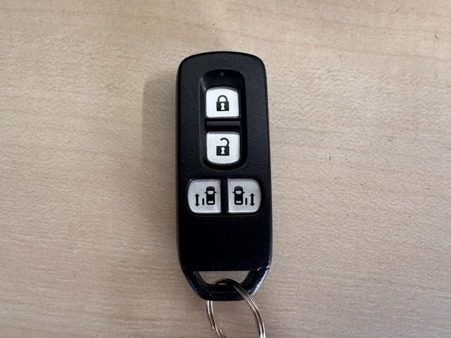 HONDA N BOX CUSTOM 2013 Image 31