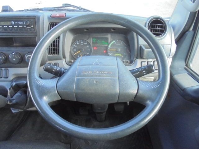 MITSUBISHI CANTER 2013 Image 31