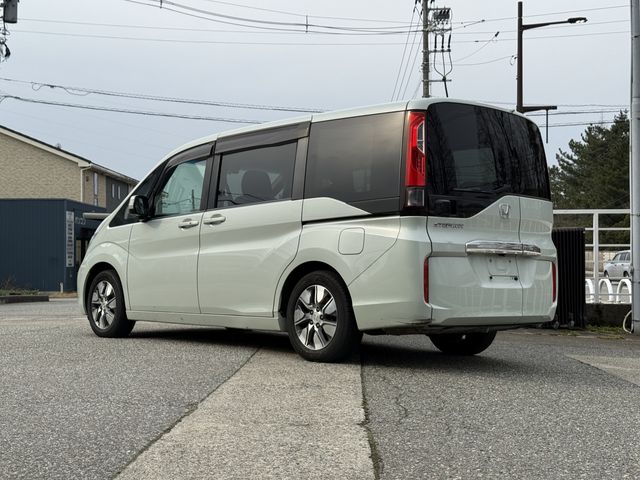 HONDA STEPWAGON 2016 Image 31