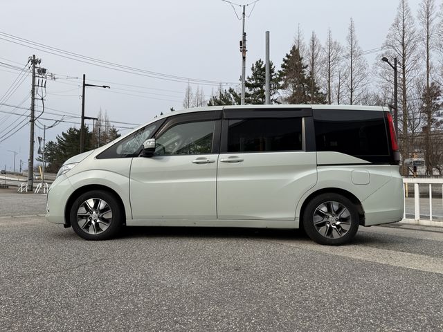 HONDA STEPWAGON 2016 Image 31