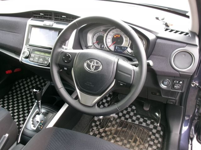 TOYOTA COROLLA FIELDER 2014 Image 31