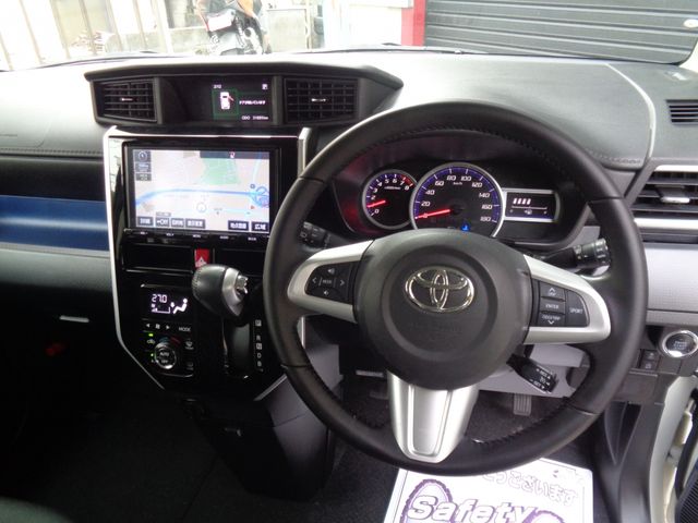 TOYOTA TANK 2017 Image 31