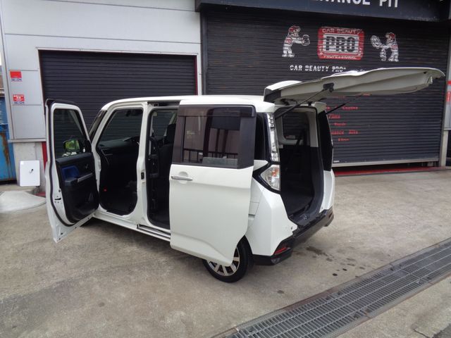 TOYOTA TANK 2017 Image 31