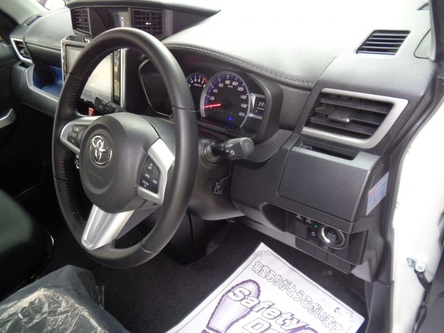 TOYOTA TANK 2017 Image 31