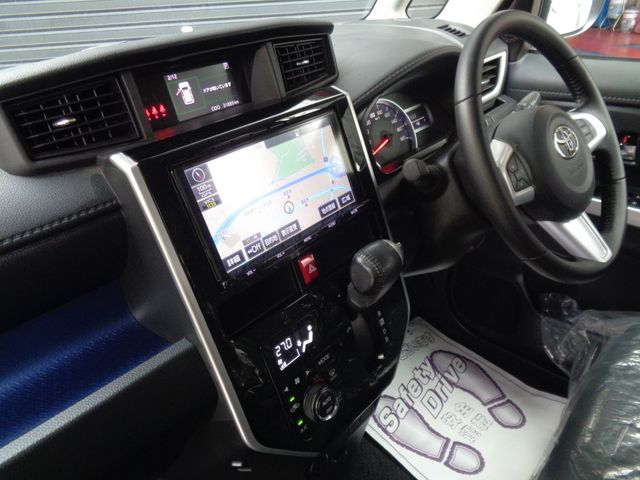 TOYOTA TANK 2017 Image 31