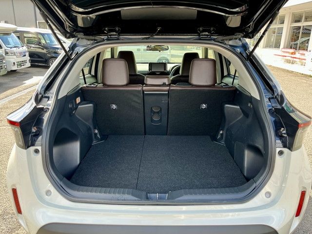 TOYOTA YARIS CROSS HYBRID 2021 Image 31