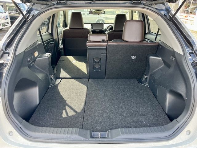 TOYOTA YARIS CROSS HYBRID 2021 Image 31