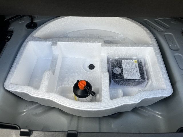 TOYOTA YARIS CROSS HYBRID 2021 Image 31