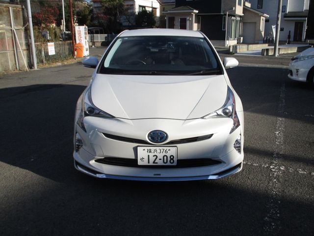 TOYOTA PRIUS 2016 Image 31