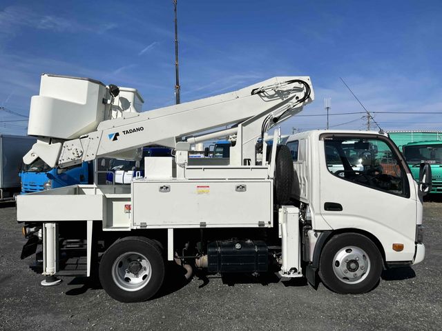 HINO DUTRO 2017 Image 31