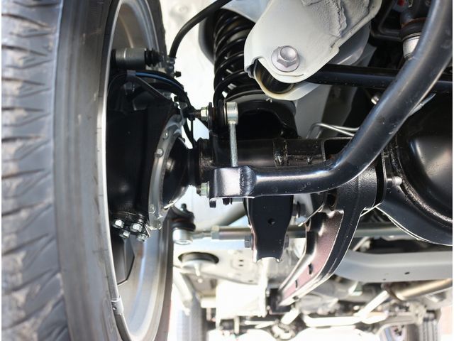 SUZUKI JIMNY 4WD 2024 Image 31