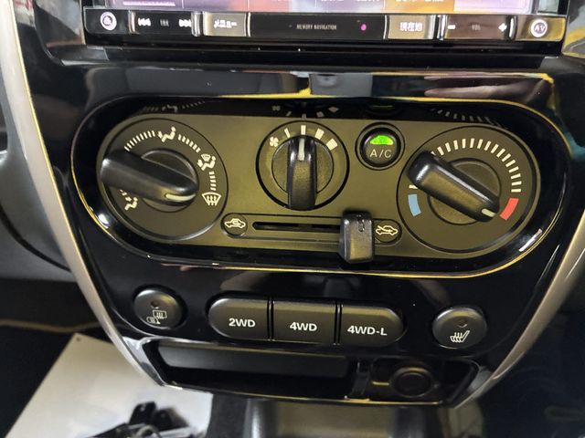 SUZUKI JIMNY 4WD 2017 Image 31