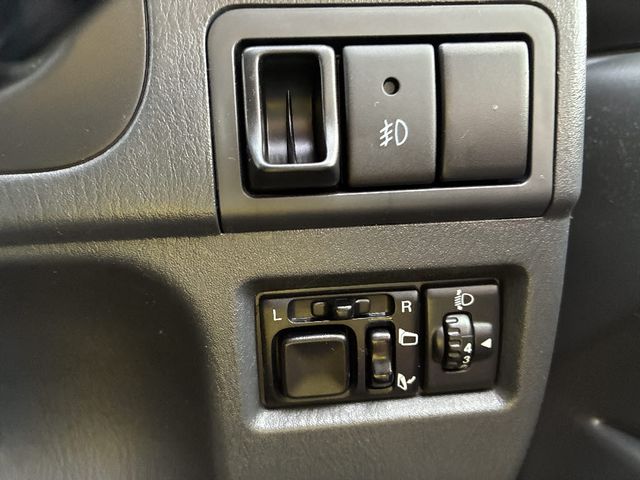 SUZUKI JIMNY 4WD 2017 Image 31