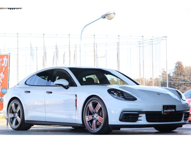 PORSCHE PANAMERA 2019 Image 31