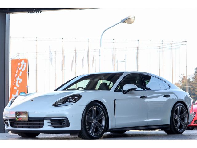 PORSCHE PANAMERA 2019 Image 31