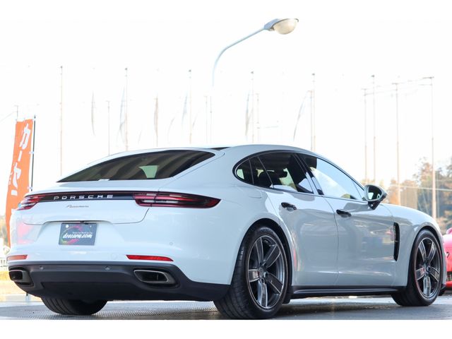PORSCHE PANAMERA 2019 Image 31