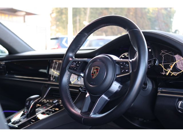 PORSCHE PANAMERA 2019 Image 31