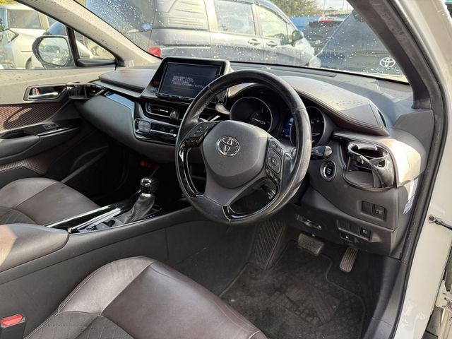 TOYOTA C-HR 4WD 2017 Image 31