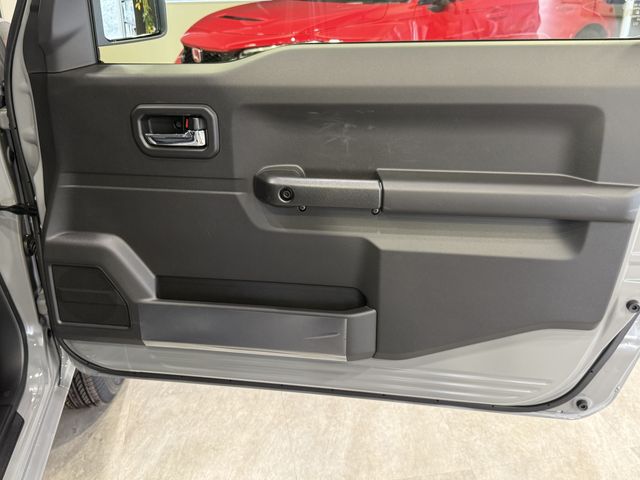 SUZUKI JIMNY 4WD 2025 Image 31