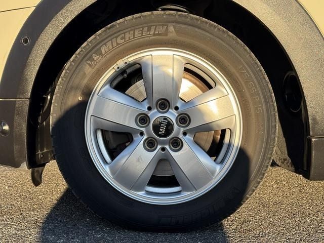 BMW MINI COOPER 2019 Image 31