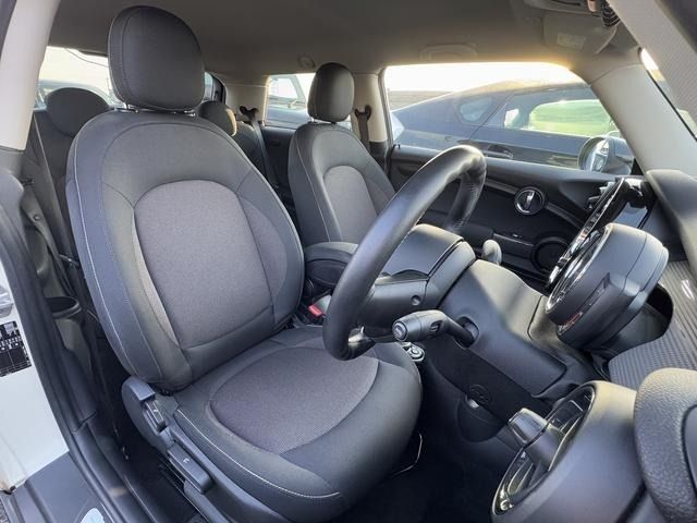 BMW MINI COOPER 2019 Image 31