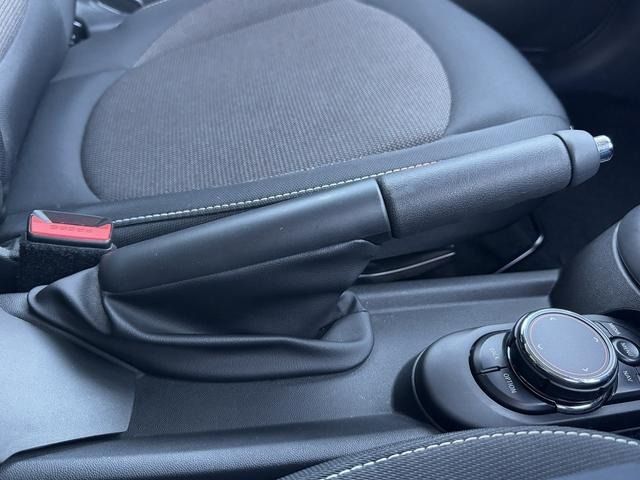 BMW MINI COOPER 2019 Image 31