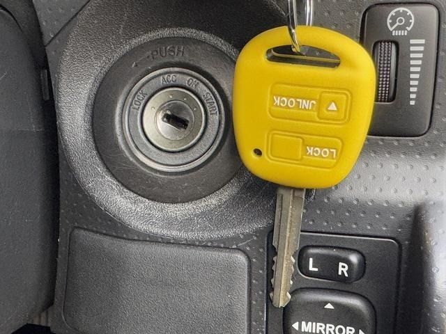 TOYOTA FJ CRUISER 4WD 2017 Image 31