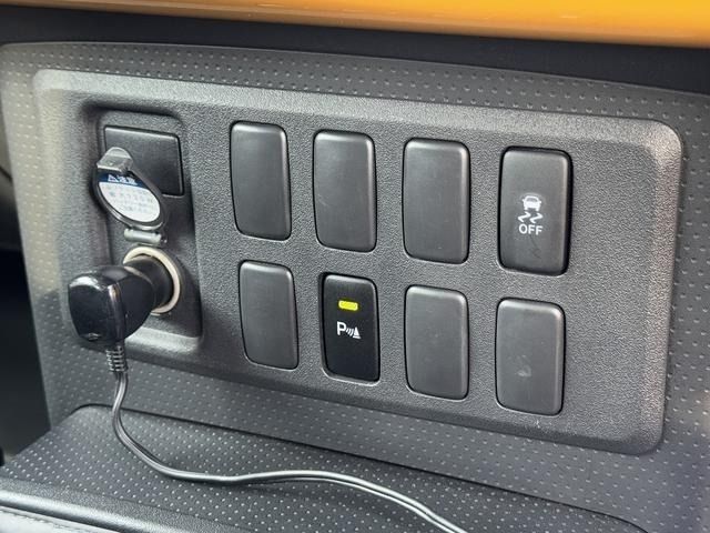 TOYOTA FJ CRUISER 4WD 2017 Image 31