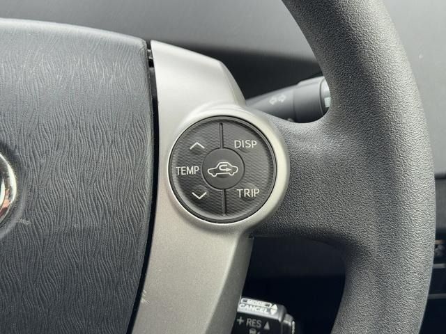 TOYOTA PRIUS 2015 Image 31