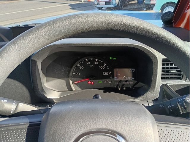 DAIHATSU HIJET TRUCK 4WD 2022 Image 31