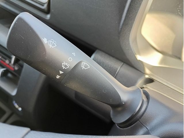 DAIHATSU HIJET TRUCK 4WD 2022 Image 31