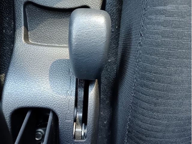 DAIHATSU HIJET TRUCK 4WD 2022 Image 31