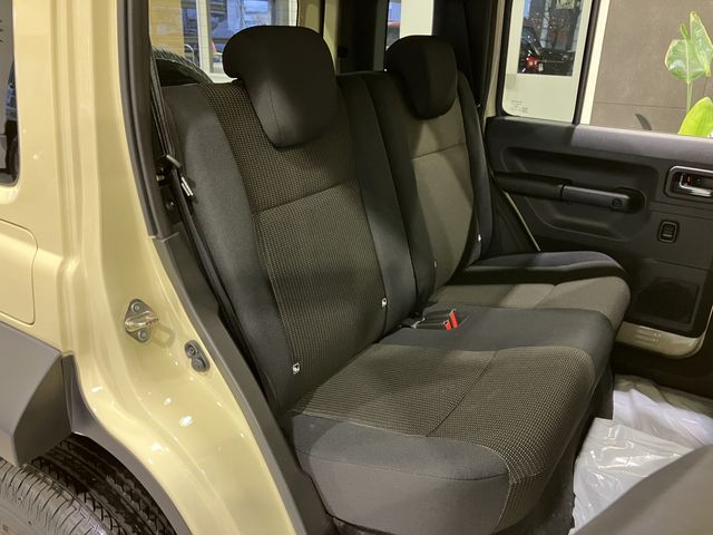 SUZUKI JIMNY NOMADE 2026 Image 31